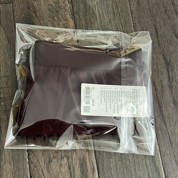 Lululemon NWT Fast and Free High-Rise Classic-Fit Split Short 3" Goodnight Plum - Picture 8 of 8